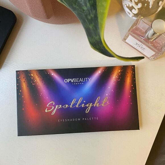 OPV Spotlight Eyeshadow Palette  - Picture 3 of 8